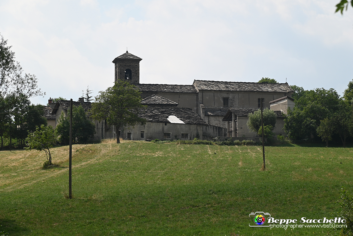 VBS_2947 - Novalesa - Abbazia. Parrocchia. Cascata del Rio Bard.jpg